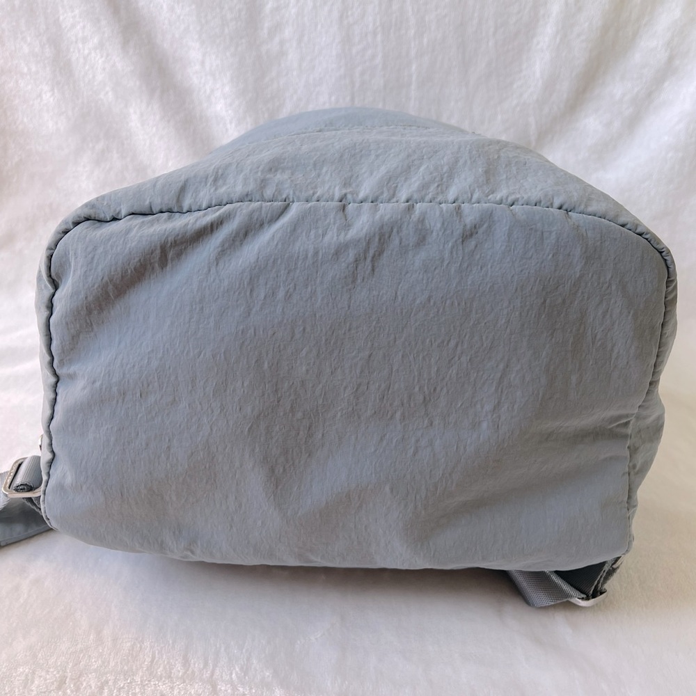 Lululemon City Adventurer Backpack Vol 17 L in Chambray - Picture 7 of 14